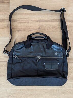 TUMI T-Tech Messenger Bag Black Ballistic Nylon Leather Trim Laptop Crossbody